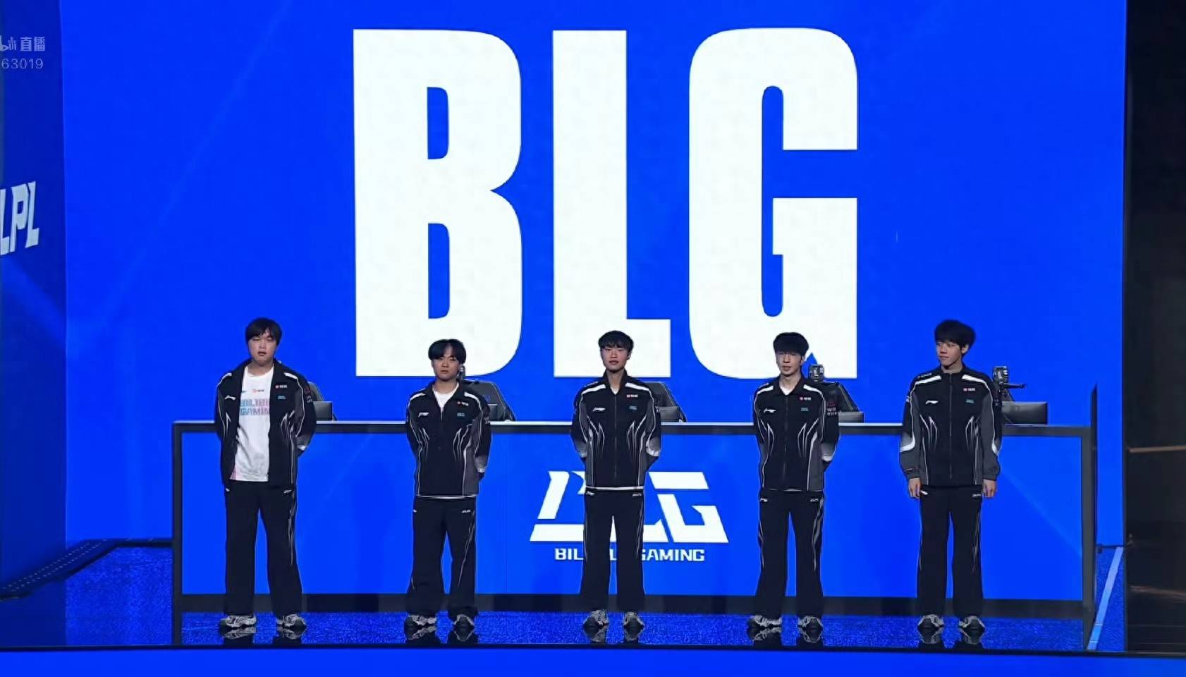 BLG翻盘V5，Jankos团战一打五峡谷大战四强赛，成为赛场最大亮点的简单介绍