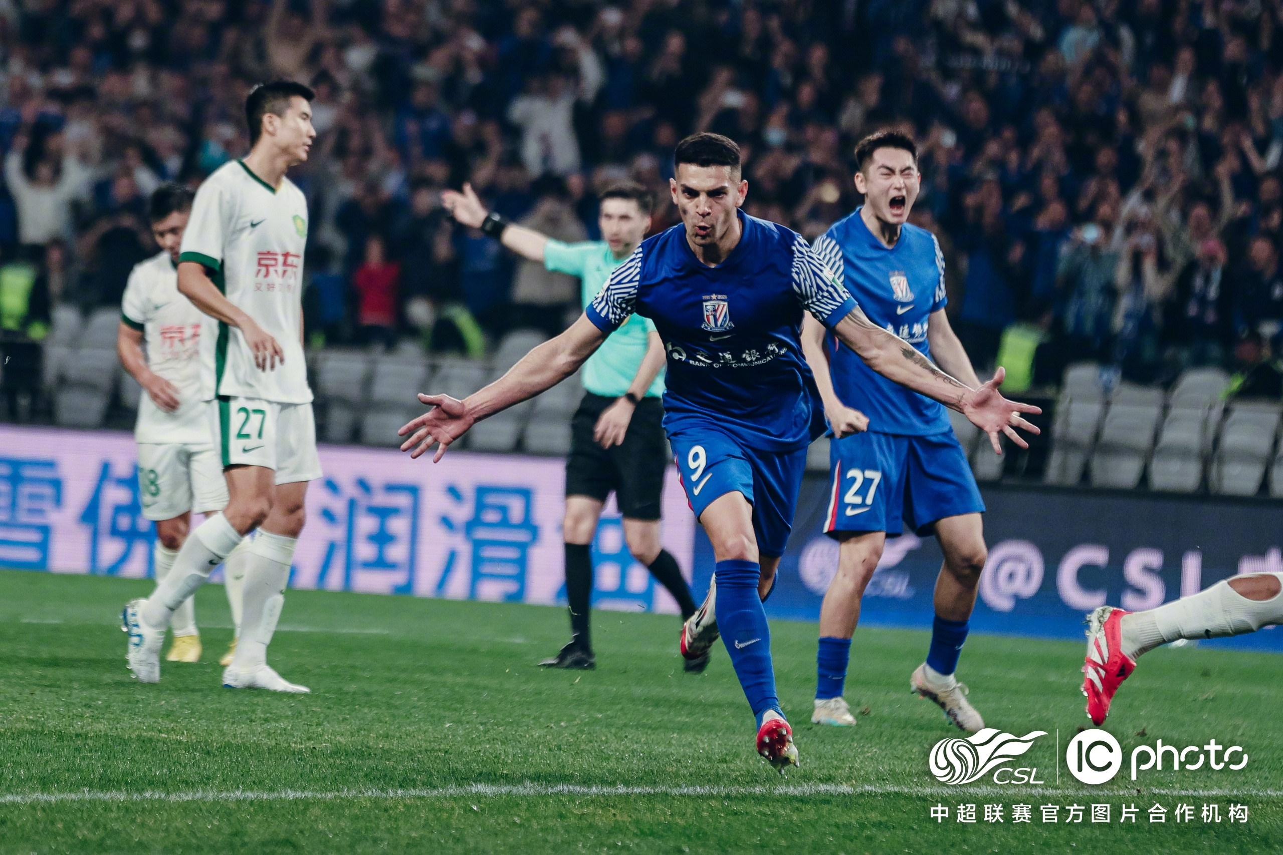 关于申花队主教练战术布置备受瞩目赛季取胜信心备足的信息