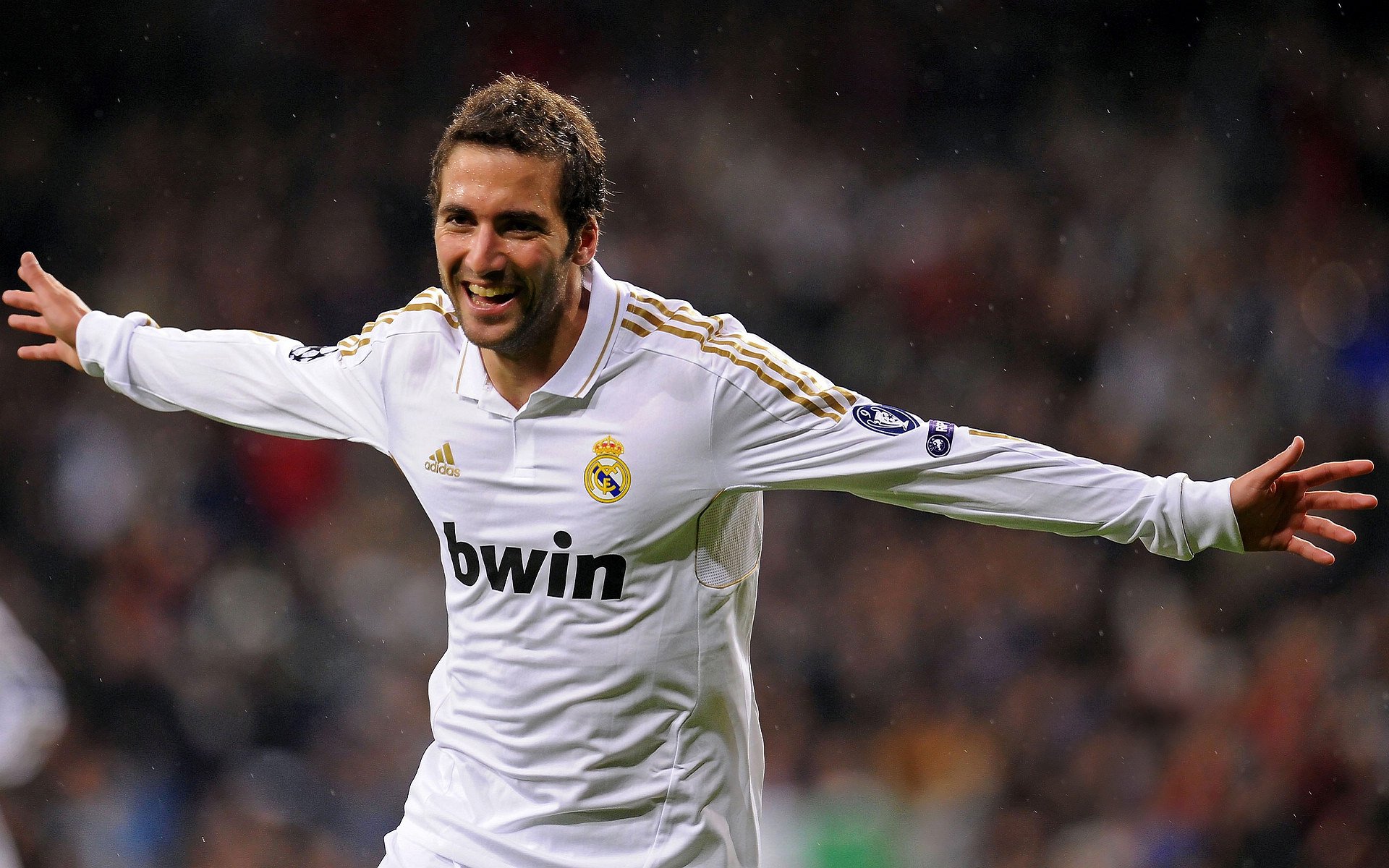 精密齿轮与自由灵魂,德国战术铁幕下,伊萨克的美加墨加冕之夜